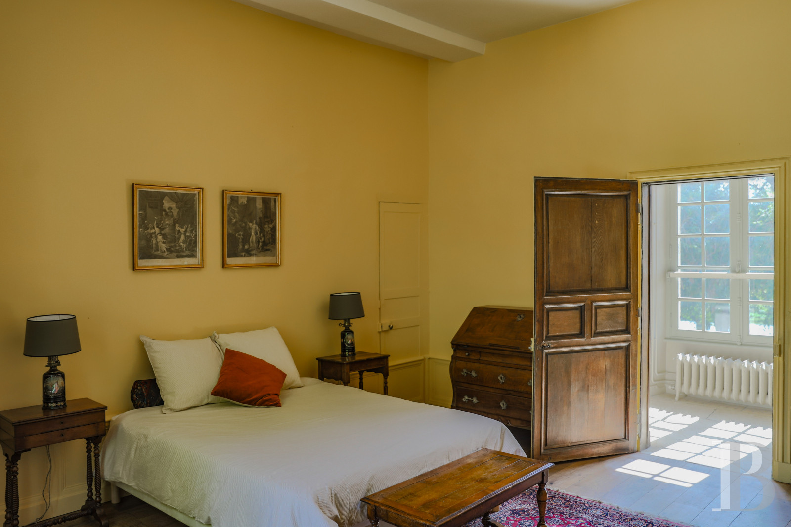 A château and its outbuildings in walled grounds to the north-east of Falaise, in Calvados - photo  n°22